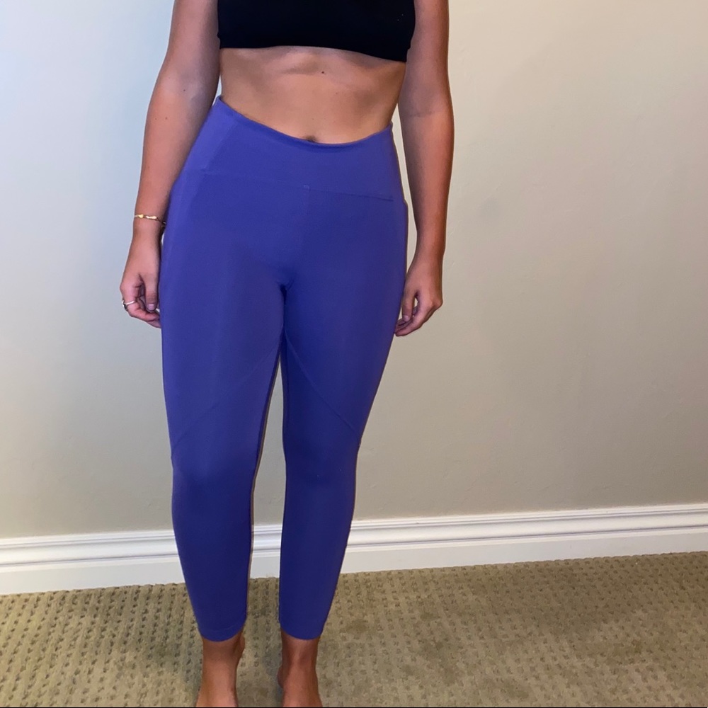 Blueish/purple lululemon leggings!